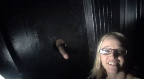 gloryhole free xxx galleries
