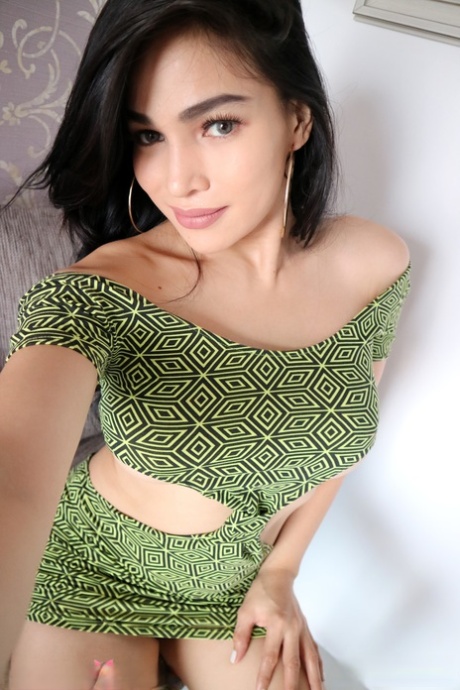 saia de travesti bom pornô foto