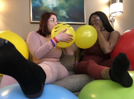 bbw lesbian nude image