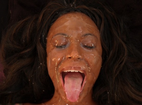 ebony facial sexy nudes picture