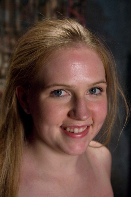 Laci Laine nice pornstar image
