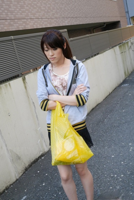 Sara Yurikawa pornstar perfect pics