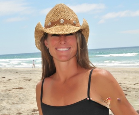 playa amateur xxx desnudo archivo