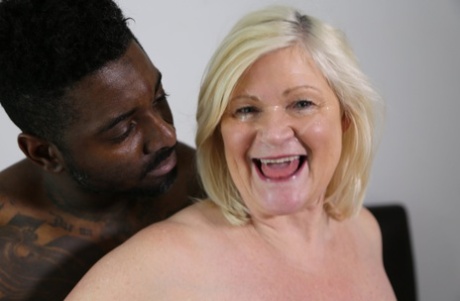 facial de abuela mejores desnudos archivo