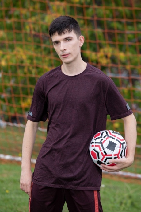 Ryan Bones pretty model pictures