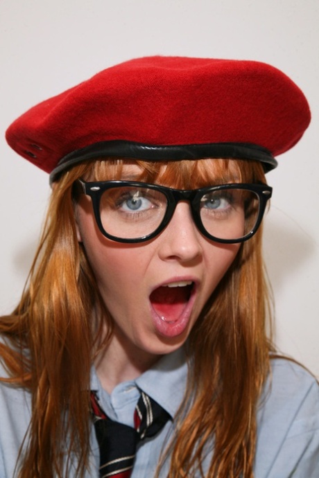 redhead glasses hot nude archive
