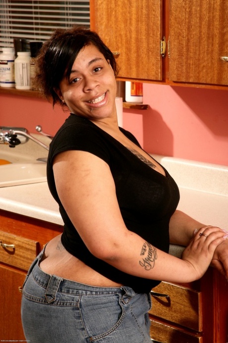 hairy ebony bbw art naked photos