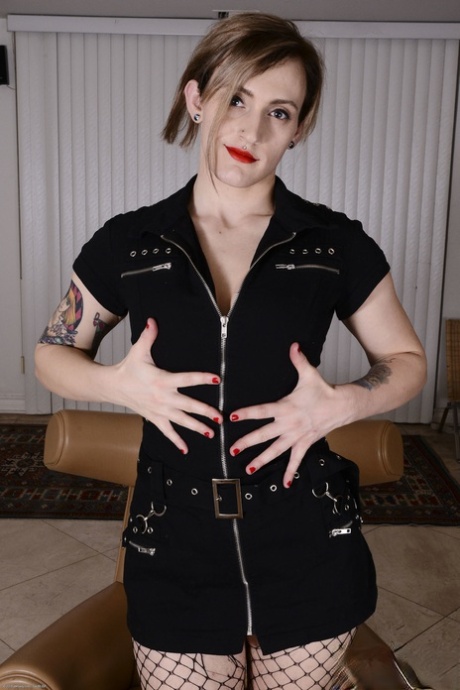 Lauren Laurent sex pornstar pictures