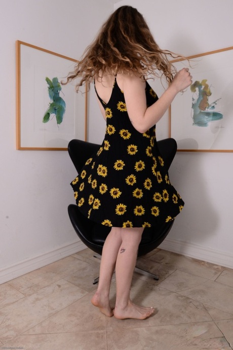 Apricot Pitts erotic actress pictures
