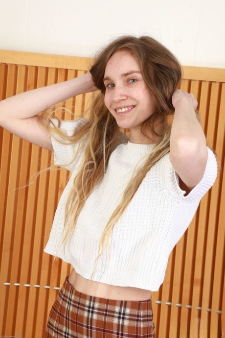 Claire Roos nude pornstar pictures