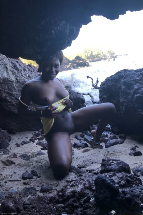 african teen porn photos