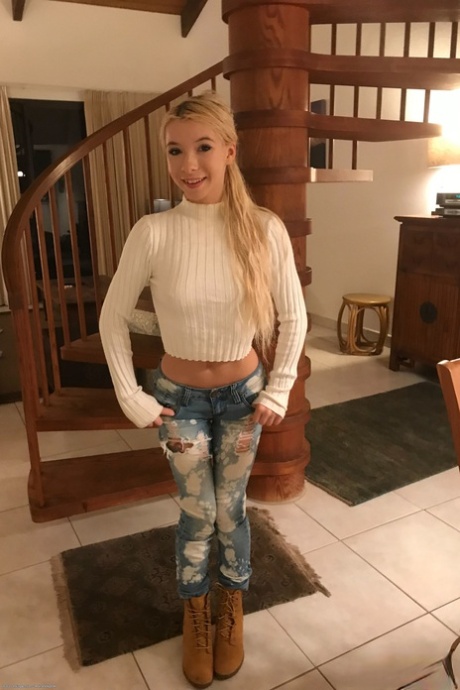 skinny jeans sexy naked pic