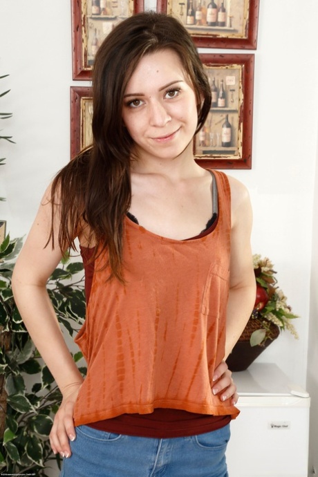 skinny shorts hot porn pictures