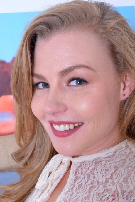 Nicole Clitman adult star photo