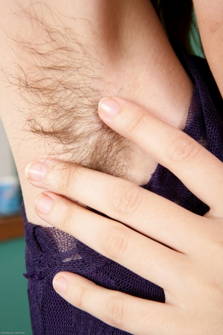 axila peluda de adolescente adulto caliente foto