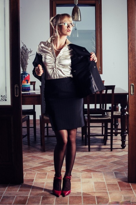 minifalda milf alta definición sexy recopilación