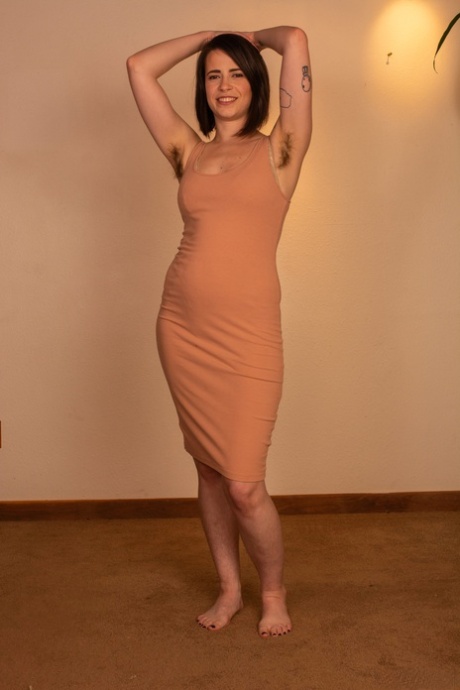 hairy brunette art porn picture