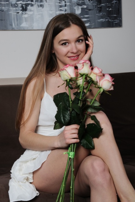 Kaleesy sexy pornstar photo