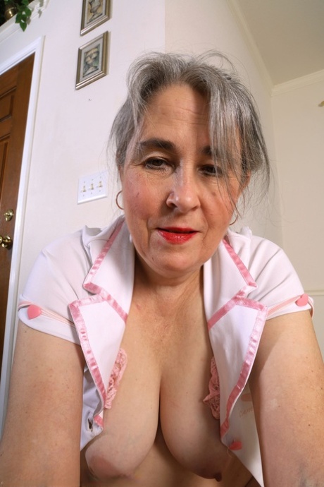 old granny tits beautiful naked photo