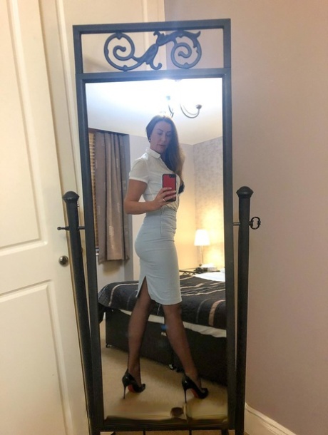 milf selfie pretty pictures