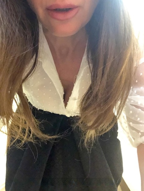 milf selfie beautiful naked photo