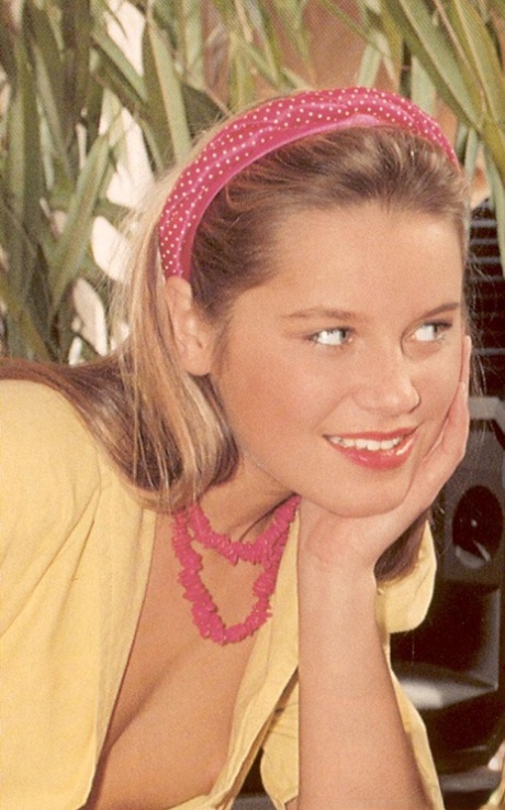 Anna Marek star images