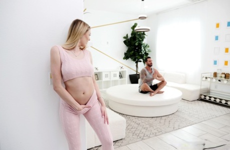 April Valentino nude pornstar photos