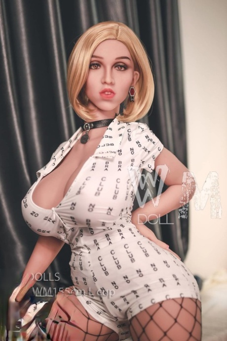 Yulia Blondy model porn pictures