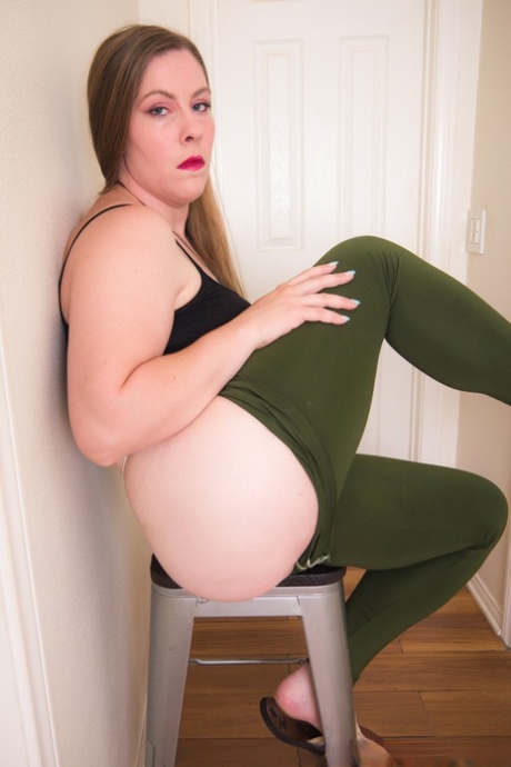mollige leggings xxx pornografisch afbeelding