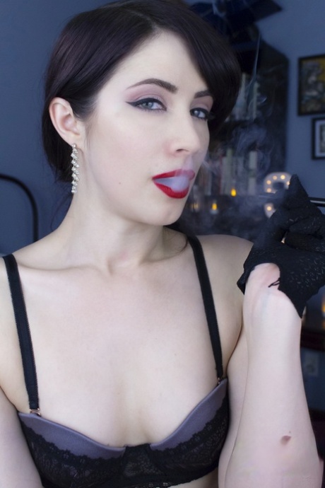 Brookelynne Briar erotic star images