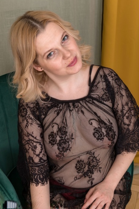 Sweet Baby pornstar top pictures
