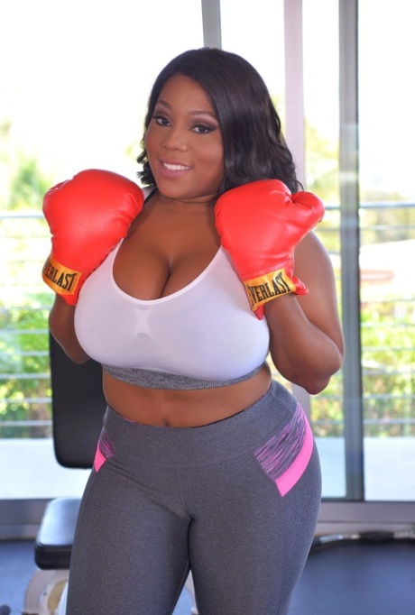 ebony yoga pants xxx galleries