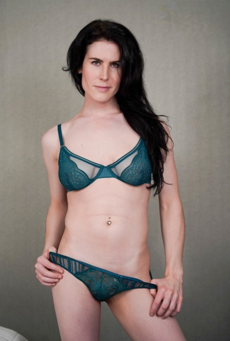 malá transsexuálka erotické exkluzivní obr
