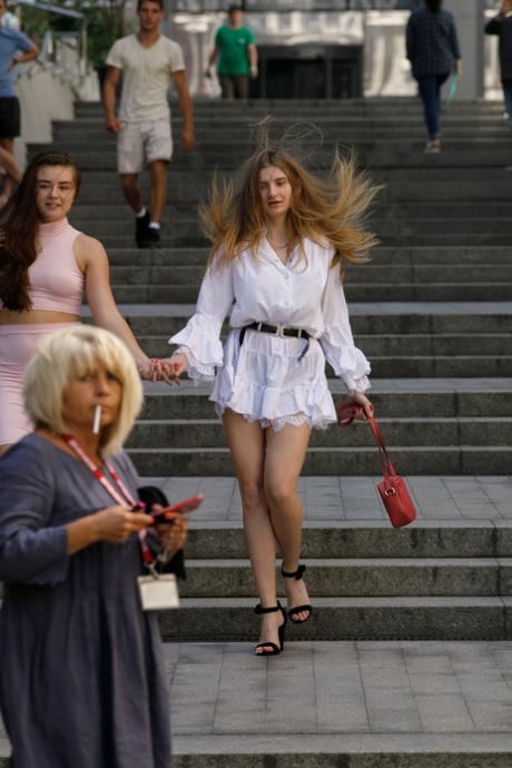 public flashing hot sex pics