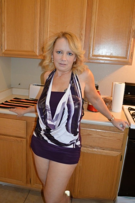 Brandi Sweet sexy actress images