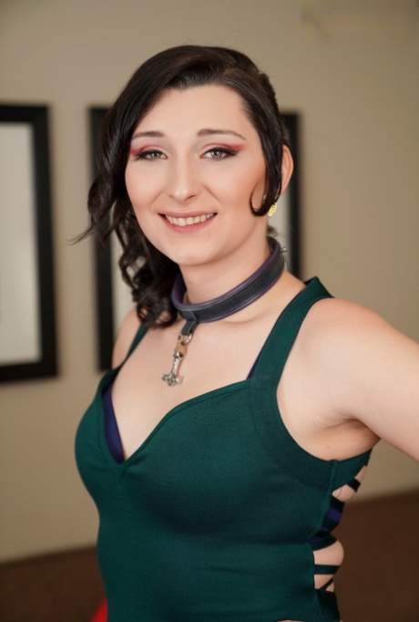 shemale dress free sex photo