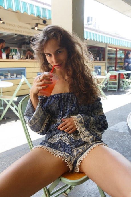 petite fille porno hd galeries