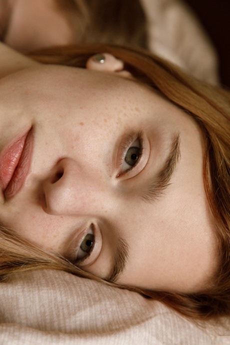 piccola lesbica bello esclusivo immagini