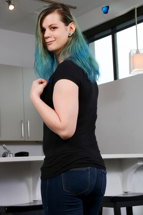 shemale jeans art xxx photo