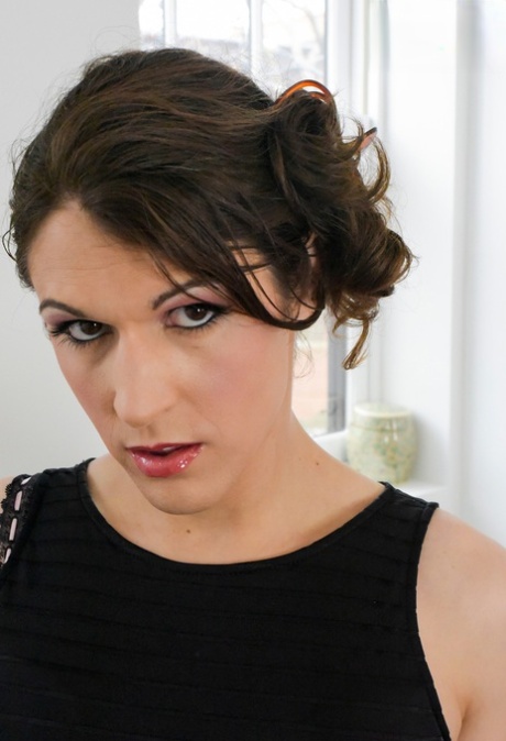 Bailey Love pornographic actress pics