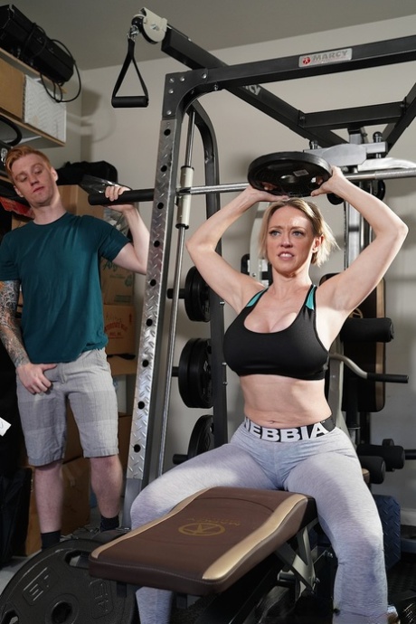 store bryster yogabukser dejlig sex gallerier