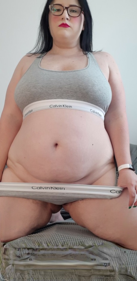 chubby nerd art xxx image