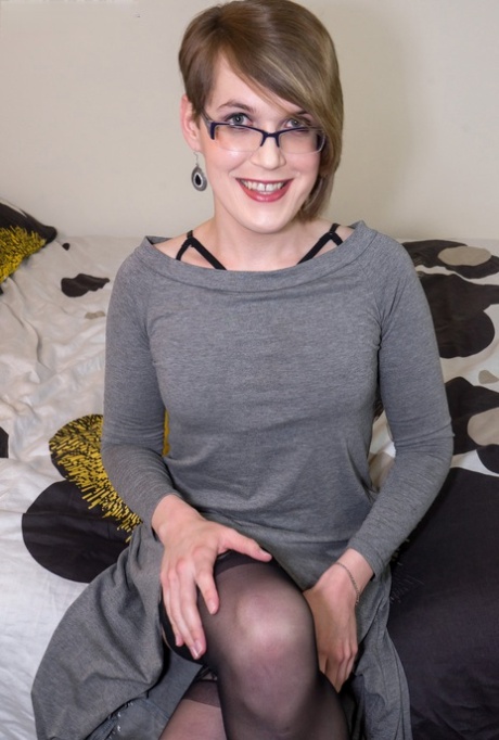 Amy Shadow porn star galleries