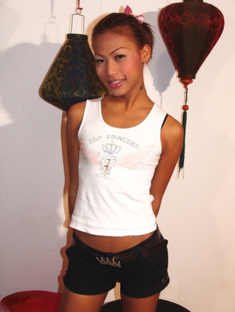 Ladyboy Monica hd pornstar image