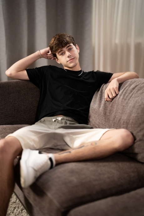 Joey Mills nude model gallery