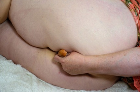 granny dildo nude pic