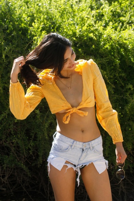 Reina Rae porn star pic