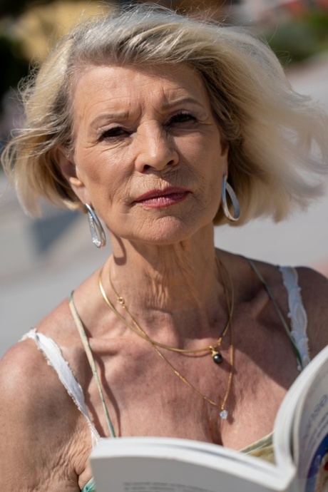 mature granny hot xxx pic
