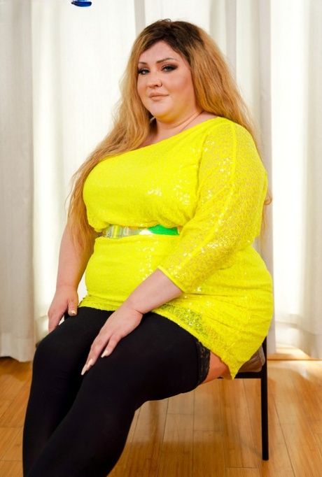 huge shemale free image