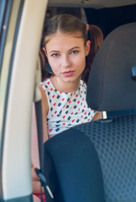 Hilary Craig high quality actress image
